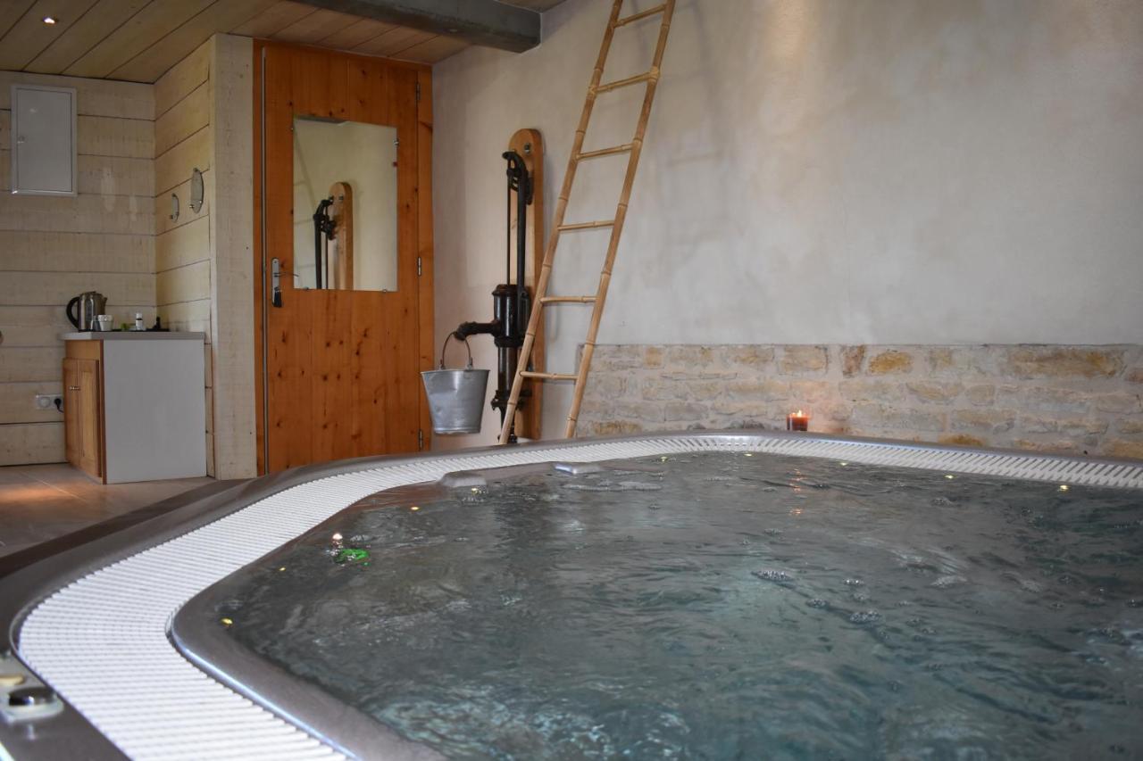 Gite Stone & Spa Chasselay Luaran gambar